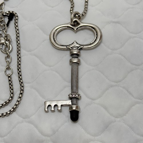 NWT Chico's Silver Tone Large Skeleton Key Rhinestones Pendant Long Necklace 36" - Picture 6 of 12