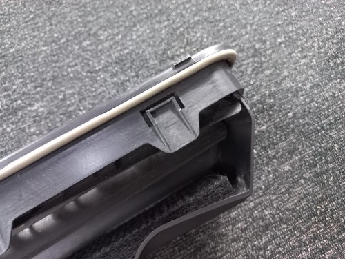 BMW 5-Series E61 E60 Original Rear Trunk Breather Ventilation Flap OEM 6945845 - Picture 9 of 18