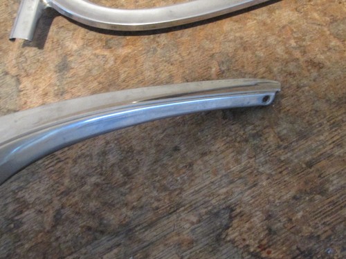 PAIR ORIGINAL RT, LEFT VINYL TOP REAR CORNER TRIM 1968 1969 PONTIAC LEMANS, GTO - Picture 3 of 11