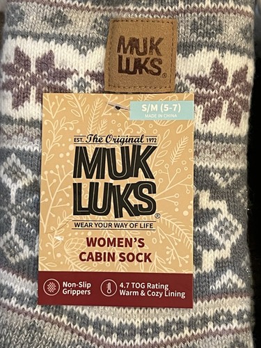Muk Luks Women’s Cabin Sock 2 Pair S/M 5-7 Non-Slip Lined NWT - Foto 3 di 7