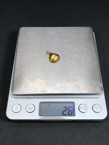 Dije colgante de playa pequeño de oro amarillo macizo de 18 k concha de mar 3D 2,6 g - Imagen 5 de 6