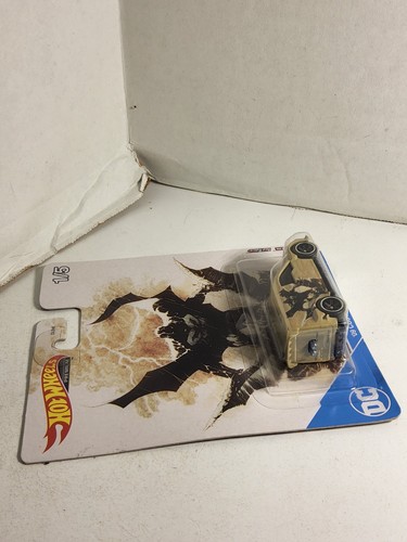 2022 Hot Wheels Premium Pop Culture DC - '09 CUSTOM FORD TRANSIT CONNECT - HCN84 - Picture 6 of 12