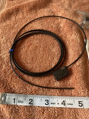 Omron Automation E32-T16 2M Fiber Optic Cable Through Beam 10 Mm Sensing NIB