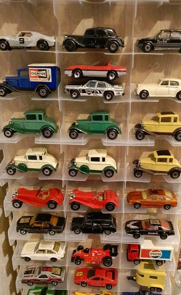 Matchbox Lesney Hot Wheels  Modellautos Crack Ups Color Shifter Moving Parts - Bild 2 von 3