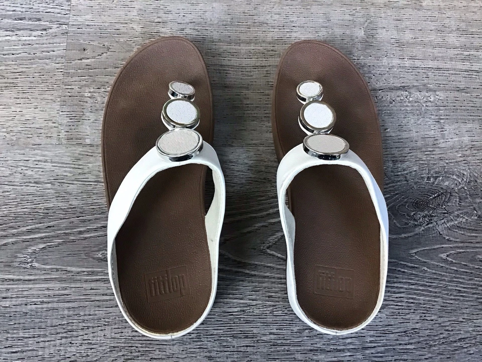 Sandalias FitFlop para mujer 8 halo ribete metálico chanclas puntera-poste cuña 142-194 Foto 4 de 4