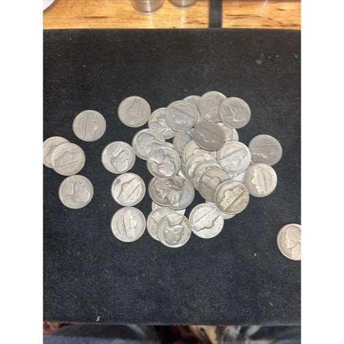 1942-P Jefferson Nickels 40 Rotolo di monete circolate non argento - Foto 1 di 2