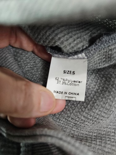 Sudadera pulóver gris tejida gofre para mujer pequeña - Imagen 2 de 4