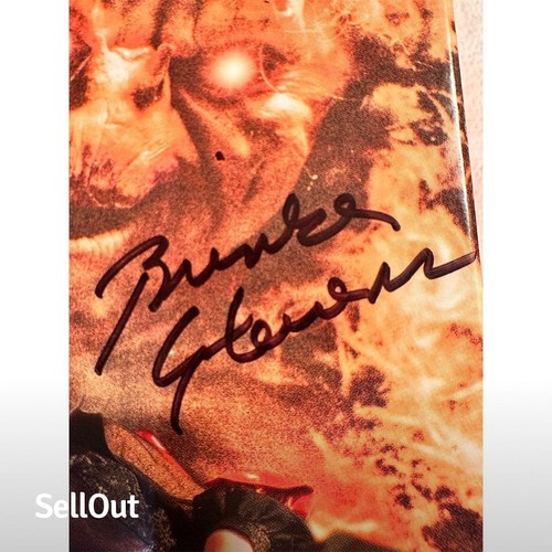 Eyes Are Upon You VHS Signed by Brinke Stevens Horror - Picture 2 of 8