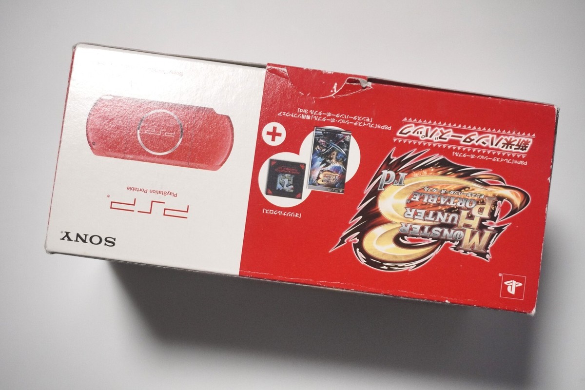 PSP-3000 console black red Monster Hunter 3rd PlayStation PSP-3000 console black red Monster Hunter 3rd PlayStation