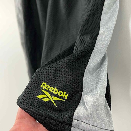 Boy’s Reebok Athletic Sports Shorts Black 8 NWT - Picture 4 of 6