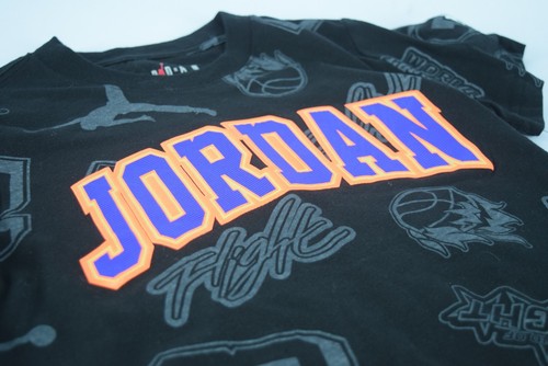 NWT! Boys Kids Nike Jordan Flight 23 T-Shirt sz 5-7 Black Graphic - Picture 2 of 7