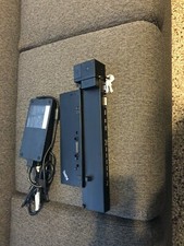 LENOVO THINK PAD WORKSTATION DOCKING STATION 40A5 WITH 230 WATT AC ADAPTER PLUS