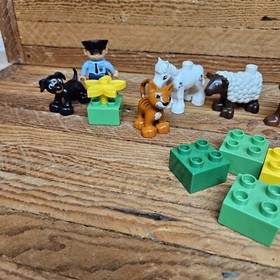 LEGO Duplo Lot 5793 Nurses Car  5646 Farm   10589 Rally Car 5605 Fire Chief 5678