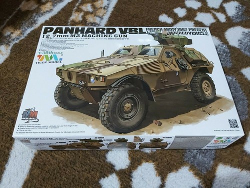 Tiger Model 4619 French Army PANHARD VBL 12.7mm M2 MG Armored Vehicl - 1/35 - Imagen 4 de 6