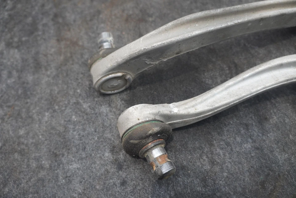 Set 2 Front Left Upper Control Arm 3W0407505 OEM Bentley Continental GTC 2016 - Image 3 of 4