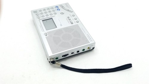 Sony ICF-SW7600GR AM / FM PLL Synthesized Receiver Radio - Works - Zdjęcie 5 z 10