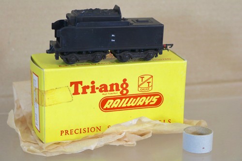 TRIANG T592 TT STÄRKE TENDER NUR für SNCF 4-6-2 CONTINENTAL AL S16 LOCO 1401 na | Zustand: New
