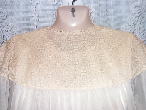 Med.2pc.3 layer,Vanity Fair,sweep,Vtg.babydoll nightgown,peignoir,chiffon,cream, - Picture 11 of 14