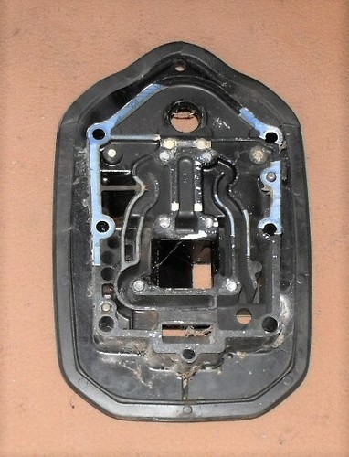 Mercury 60 HP 2 Stroke Exhaust Plate Assembly PN 19653T2 Fits 1991-1997 - Picture 1 of 2