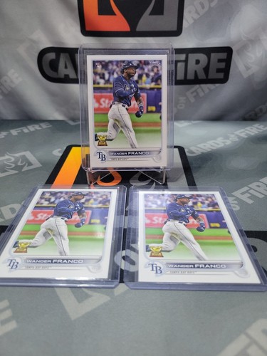 2022 Topps Series 1 Wander Franco #215 Rookie RC -  Tampa Bay Rays (3) cards - Picture 1 of 2