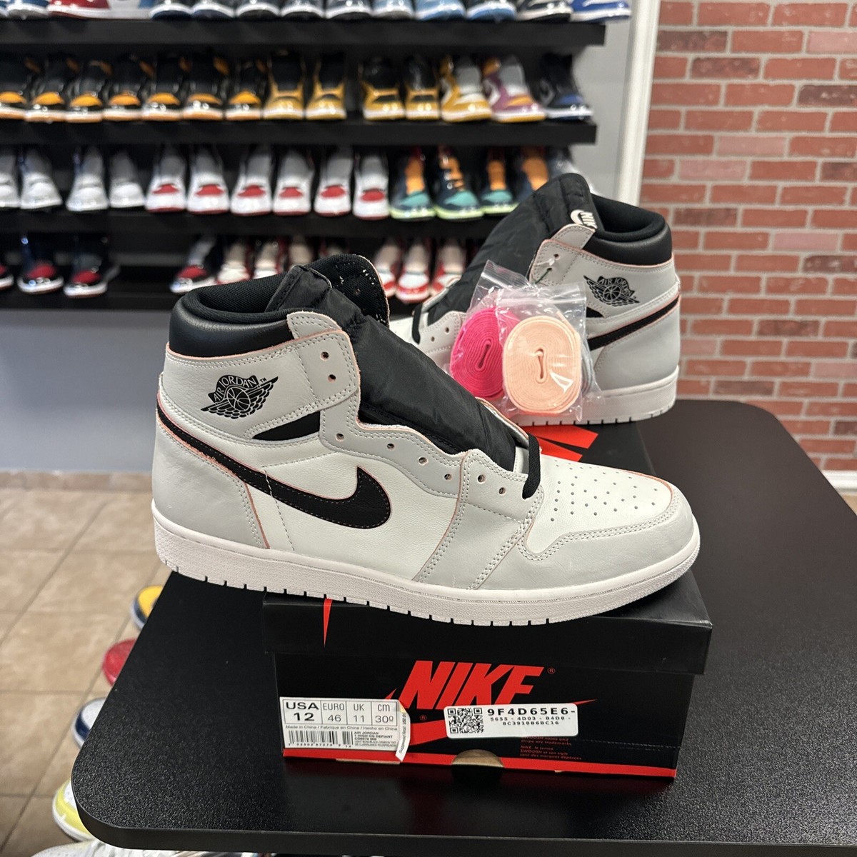 Air Jordan 1 Retro SB High NYC to Paris DEAD STOCK Size 12 Air Jordan 1 Retro SB High NYC to Paris DEAD STOCK Size 12