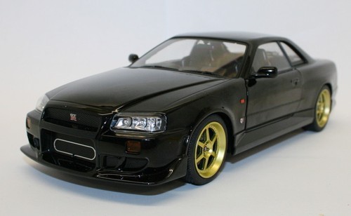 Greenlight 1/18 Diecast Model Car 19030 - 1999 Nissan Skyline GT-R R34 - Black - Picture 1 of 5