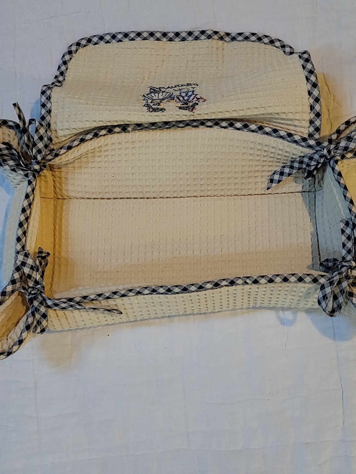Picture 3 of 4