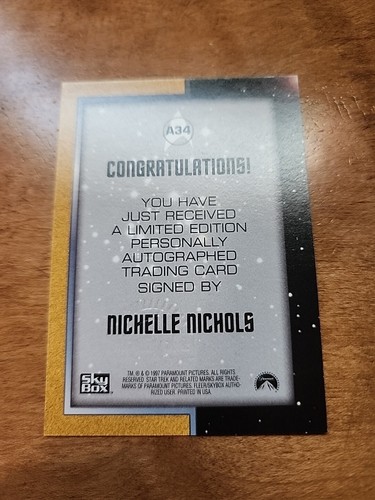 STAR TREK The Original Series (TOS) Autograph Card A34 Nichelle Nichols as Uhura - Picture 2 of 2