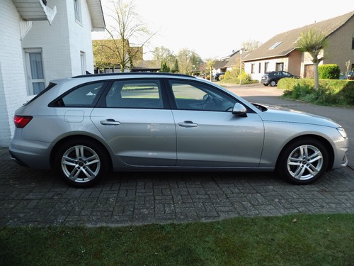 Audi A4 2023 26TKM QUATTRO 204PS HYBRID S-TRONIC AHK Voll-LED GAR2028 19% MwSt - Bild 4 von 24