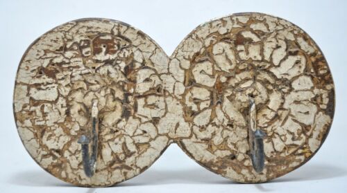 Hand Carved Wall Hanging 2 Hook Hanger Hard Wood Rustic White - Bild 2 von 8