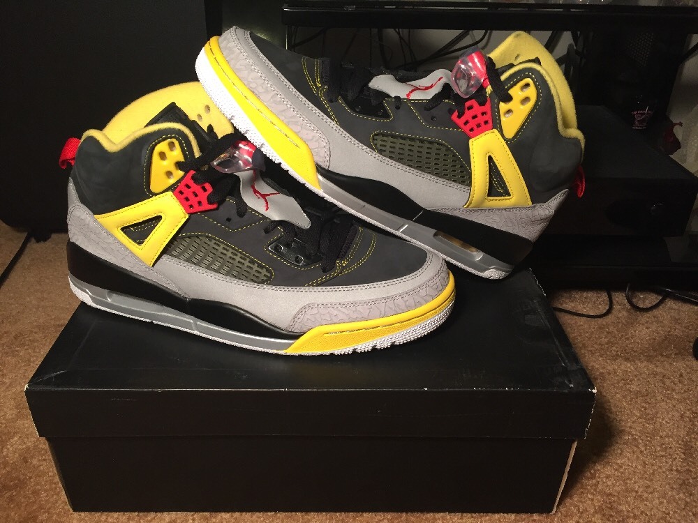 Nuevo Air Jordan Spizike desafío Negro Rojo Tour Amarillo Plateado Tamaño 10 Nuevo Air Jordan Spizike desafío Negro Rojo Tour Tamaño Amarillo Plateado Tamaño Tour 10 f2003b
