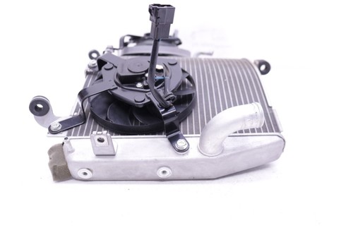 Yamaha YZF R1 1000 2013 09-14 OEM radiador refrigerante ventiladores de refrigeración Y122 - Imagen 9 de 12