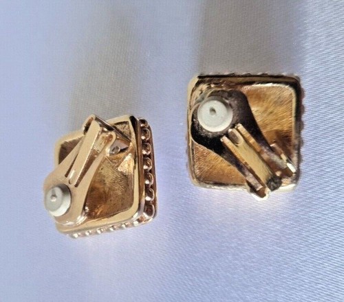 Vintage Square Pyramid Shaped Clip On Earrings w/ Crystals Gold Tone, 1/2" Wide - Picture 2 of 6