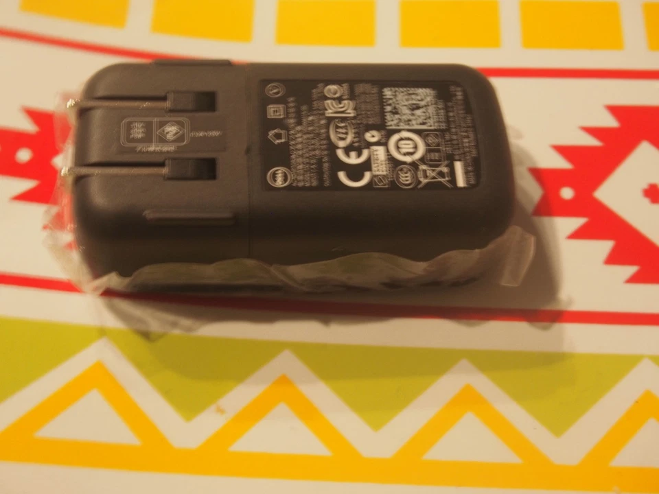 Adaptador de CA Dell GD5NM11A-00 fuente de alimentación cargador de pared salida 5 voltios 1,0 amperios Foto 2 de 4