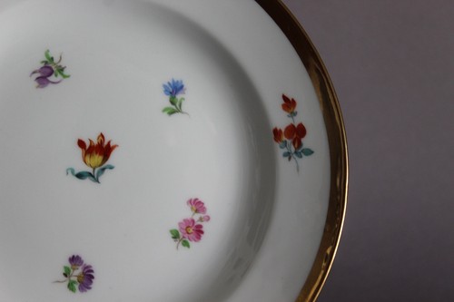 Meissen Streublümchen Kuchenteller Teller D 18,5 cm 1.Wahl Breiter Goldrand (C) - Picture 4 of 9