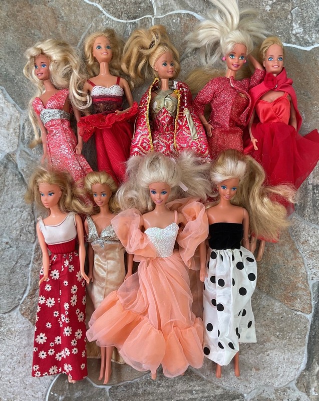 Vintage Lot of 9 Dressed Mattel ‘70s-‘90s Barbies & Friends, Peaches n’ Cream