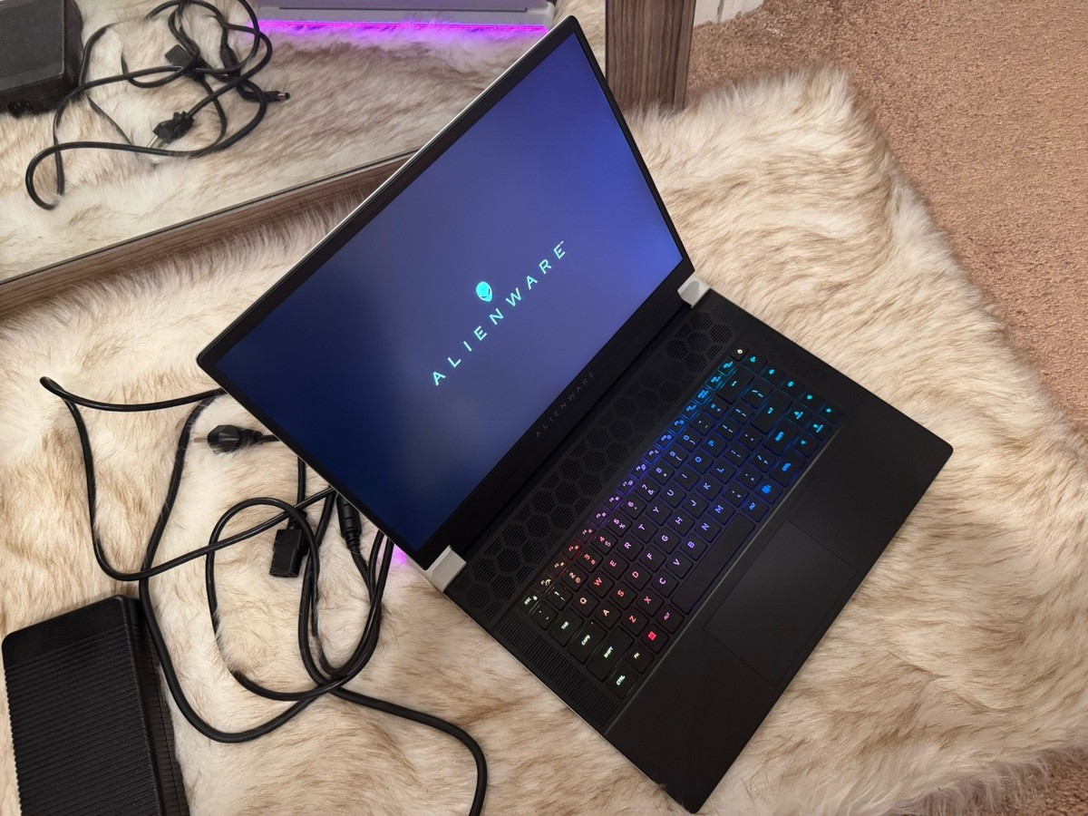 Alienware ノートPC 3060 Amazon.com: Alienware m15 R4 Gaming Laptop, 15.6 inch Full HD (FHD