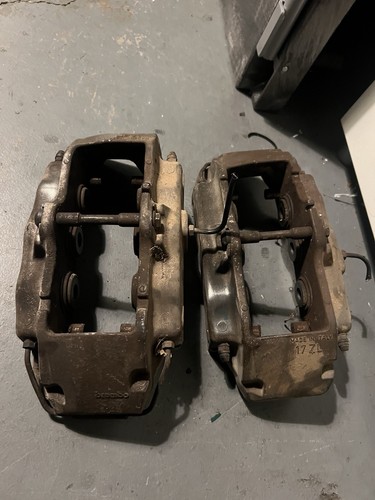 2004-10 Porsche Cayenne Audi Q7 VW Touareg Brembo 17Z Brake Calipers Front - Picture 2 of 4
