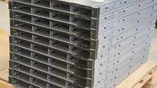 Dell PowerEdge R640 2x Xeon Gold 6134 8Core 3.2GHz 128GB RAM 4LFF H740P 2PSU