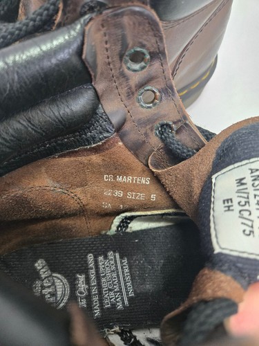 Botas de Trabajo Dr. Martens 2239 Hechas en Inglaterra Cuero Marrón Puntera de Acero Talla 5 De Colección - Imagen 9 de 11