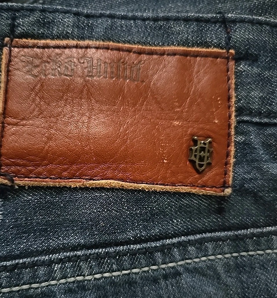 Picture 5 of 6