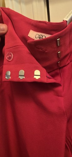 Red Capris with Relaxed Fit and Lightweight Fabric great for business casual - Picture 4 of 6