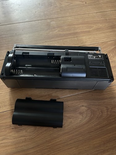 Reka Stainless Steel Radio Cassette Recorder 84221 Boombox Fully Working - Picture 5 of 6