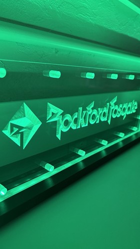 Cualquier texto o logotipo grabado: ventana de plexiglás de 15" x 5" de 3/4” de grosor para subcaja - Imagen 12 de 20