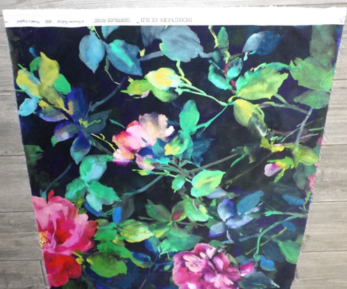 GILDA DESIGNER GERTRUDE ROSA VELLUTO FUCSIA 54" x 25" 1m37cm x 63cm - Foto 3 di 4