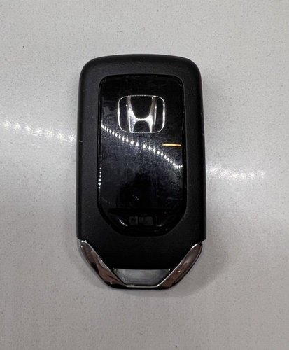 OEM Honda keyless entry smart remote car key fob Genuine ORIGINAL v2 - Picture 2 of 4