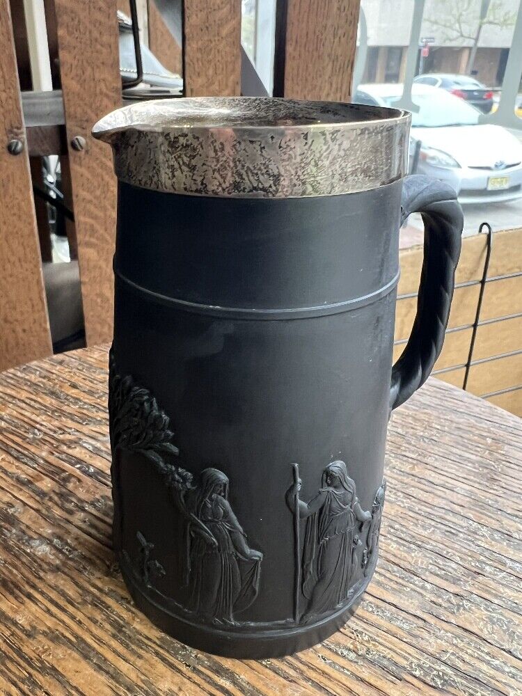 Picture 2 of 12