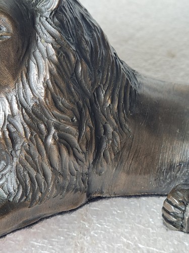M. Dutton Lion Sculpture - Bronze Effect - Picture 10 of 18