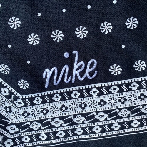 Nike Sportswear Womens Heritage Bandana Print Crew Sweatshirt Black Size Small - Picture 4 of 9
