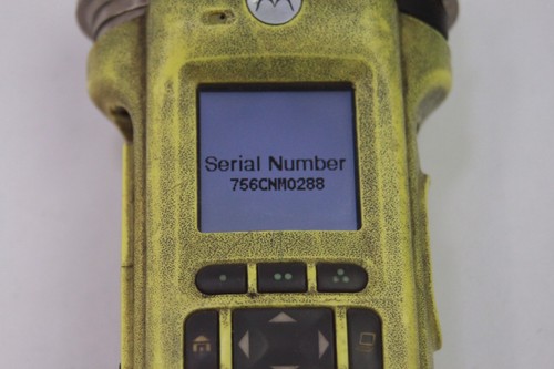 MOTOROLA APX6000XE H98UCF9PW6AN 7/800MHZ RADIO DWUKIERUNKOWE P25 AS IS Gałka Issue #3 - Zdjęcie 14 z 22